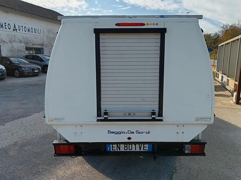 Usata Mitsubishi L200 Invite 135 CV (99 kW) 2013 Bianco Pick-up