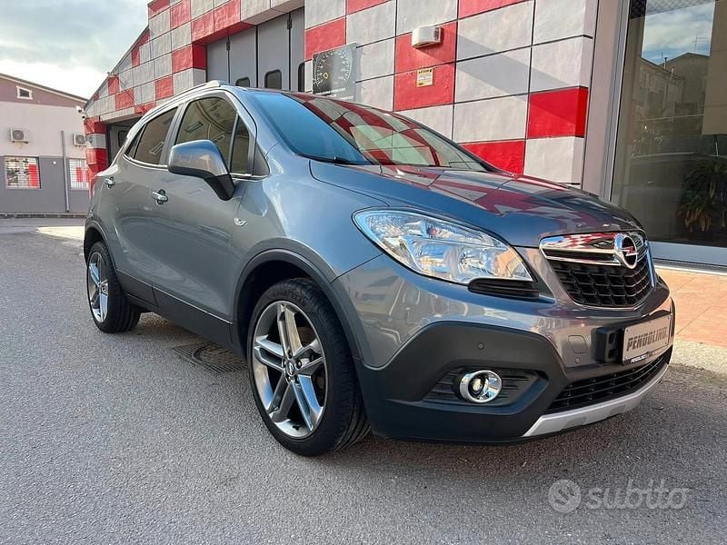 Usata Opel Mokka Cosmo 140 CV (102 kW) 2014 Grigio SUV