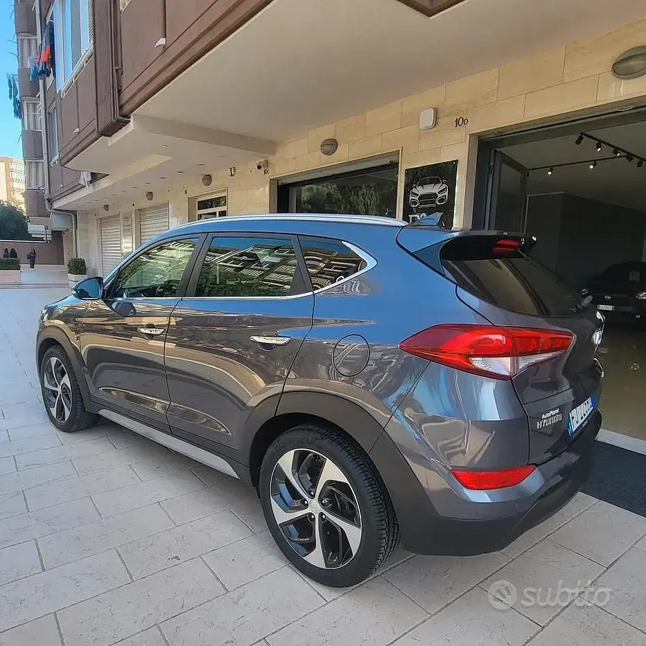 Occasion Hyundai Tucson Edition 141 ch (103 kW) 2017 Gris SUV
