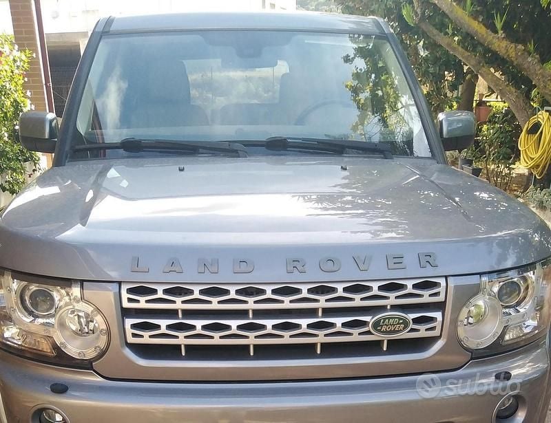Usata Land Rover Discovery 4 HSE 255 CV (187 kW) 2011 Grigio SUV