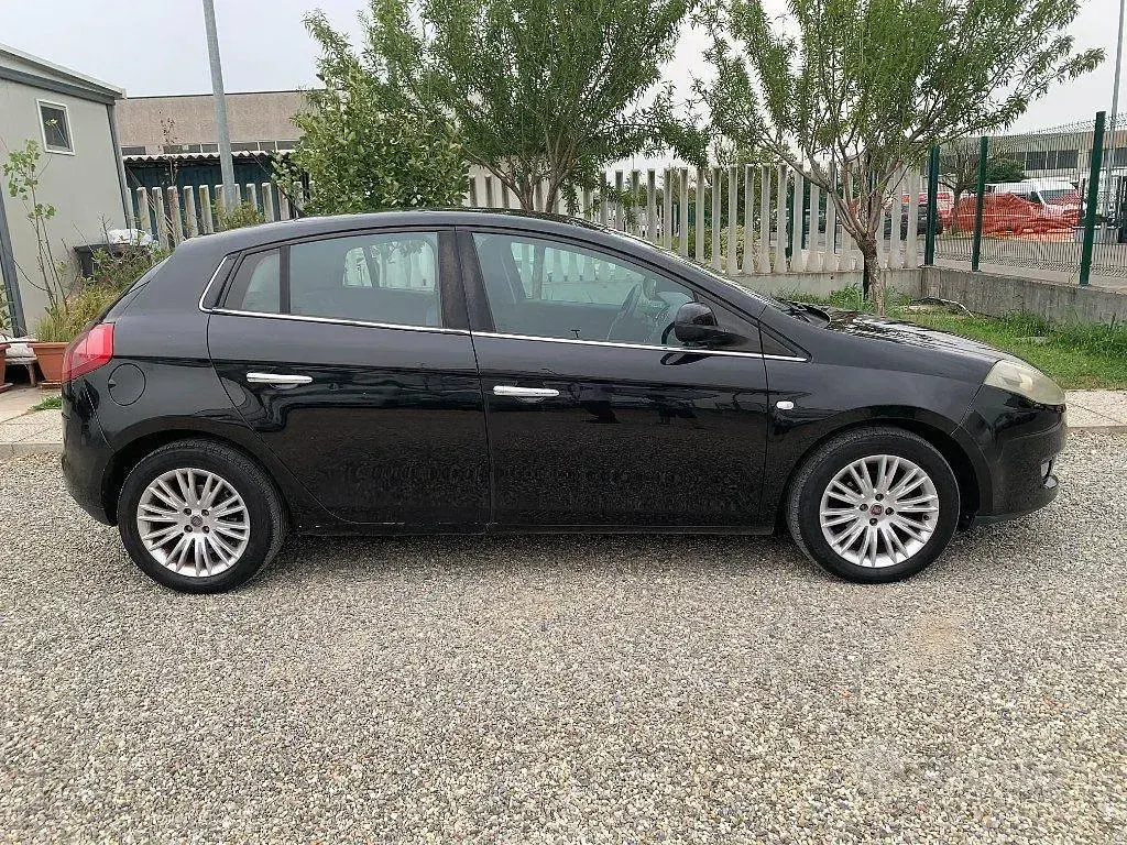 Usata Fiat Bravo Emotion 90 CV (66 kW) 2011 Nero Utilitaria