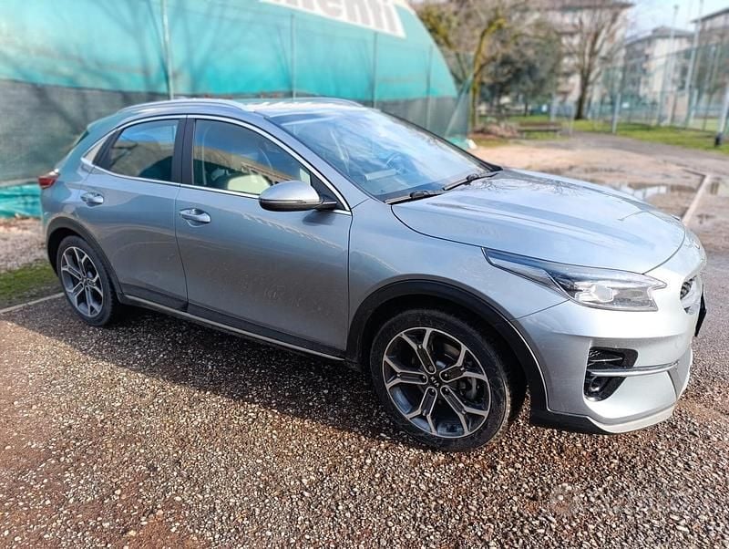 Usata Kia XCeed Style 119 CV (87 kW) 2019 Grigio SUV