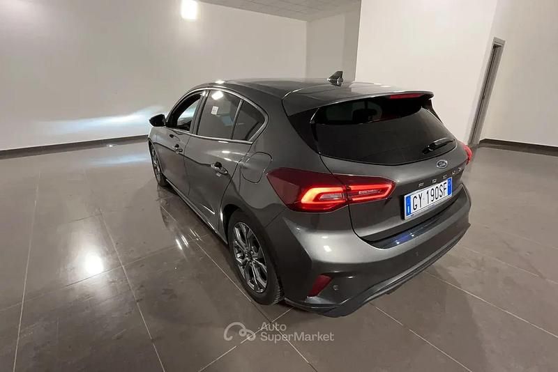 Usata Ford Focus ST-Line 116 CV (85 kW) 2025 Gray Berlina