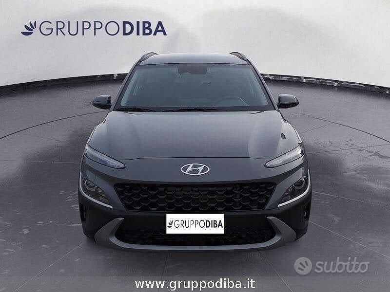Usata Hyundai Kona 120 CV (88 kW) 2022 Grigio SUV