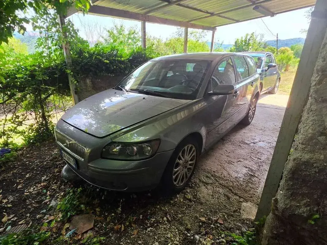 Usata Volvo V50 Kinetic 136 CV (100 kW) 2004 Grigio Station wagon