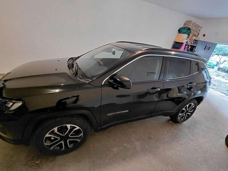 Usata Jeep Compass Limited 131 CV (96 kW) 2024 Nero SUV