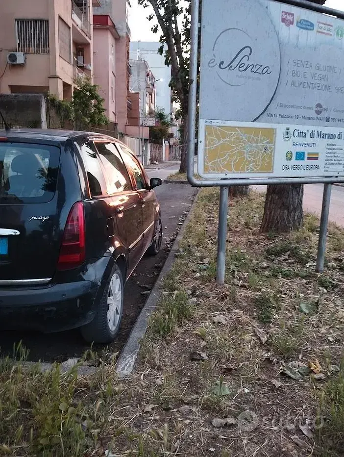 Usata Lancia Musa 2005 Nero Monovolume