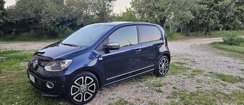 Usata VW up! high up! 75 CV (55 kW) 2015 Utilitaria