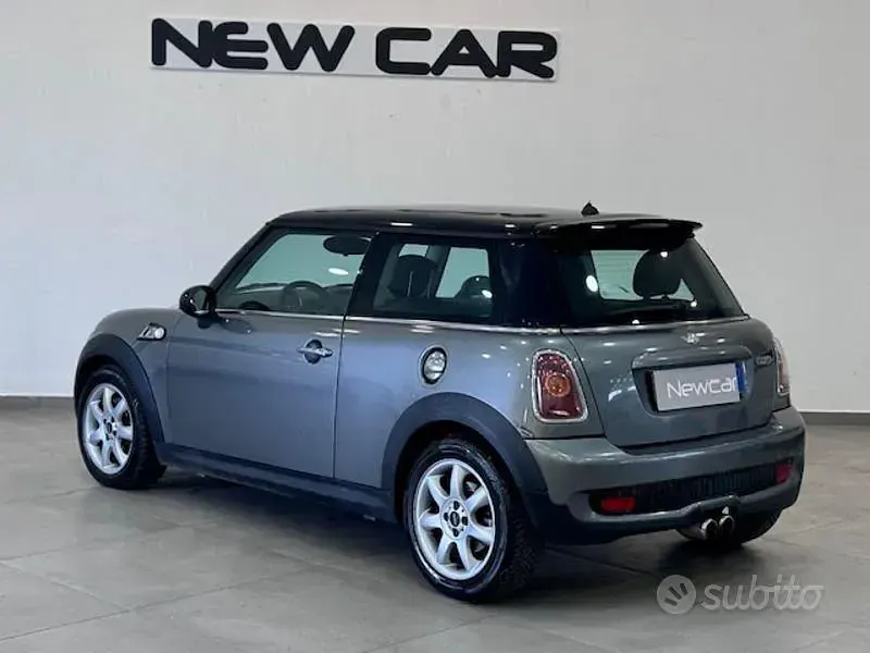 Usata Mini Cooper S Chili 175 CV (128 kW) 2008 Grigio Utilitaria