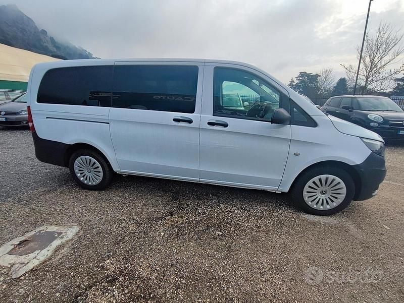 Usata Mercedes Vito 190 CV (139 kW) 2021 Bianco Furgone