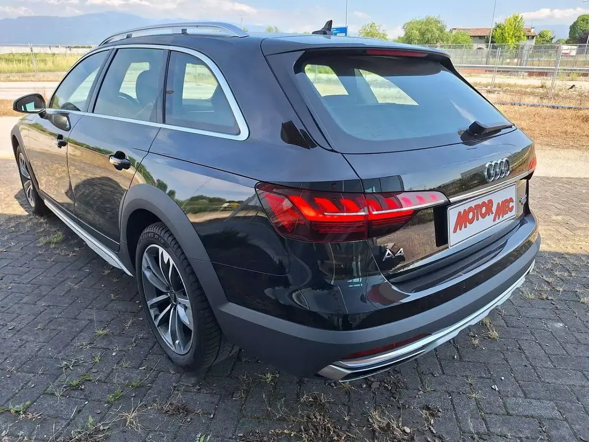 Usata Audi A4 Allroad Sport 204 CV (150 kW) 2022 Nero Station wagon