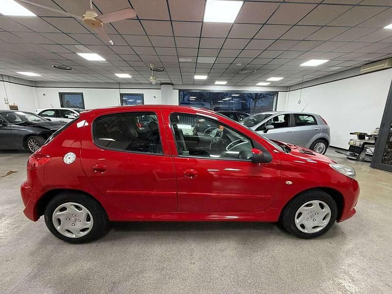 Usata Peugeot 206 60 CV (44 kW) 2011 Rosso Berlina