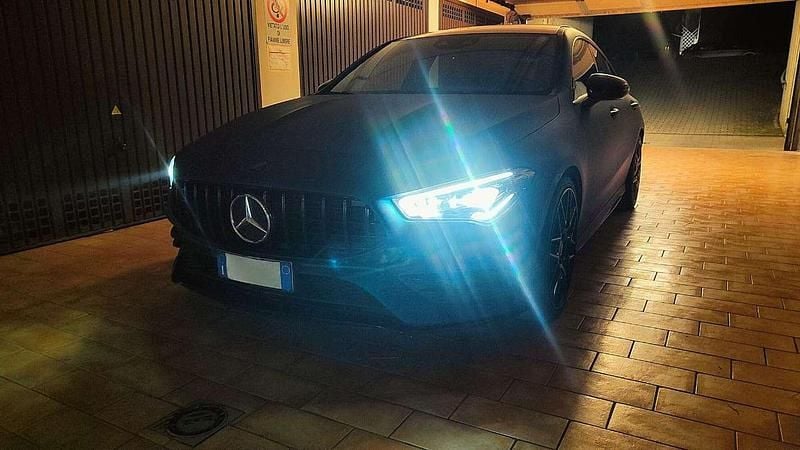 Usata Mercedes CLA200 Premium 150 CV (110 kW) 2020 Grigio Coupé