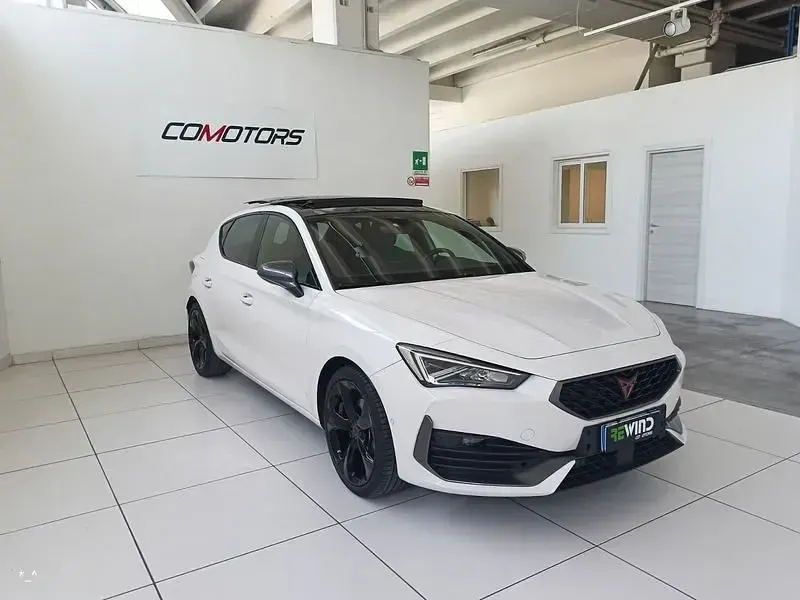 Usata Cupra Leon 150 CV (110 kW) 2023 Utilitaria