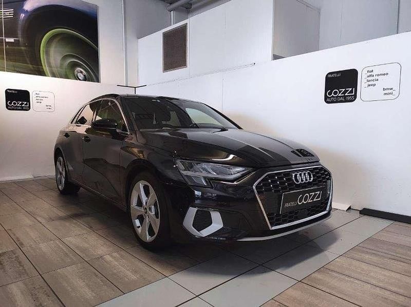 Nero Usata 2022 Audi A3 Business Tre volumi | 24.900 € (Ottimo prezzo) - Immagine 1/4