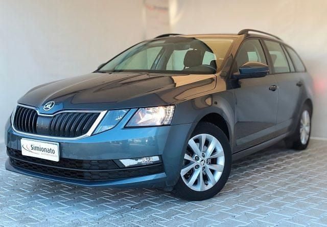 Usata Skoda Octavia G-TEC Ambition 131 CV (96 kW) 2020 Grigio Station wagon