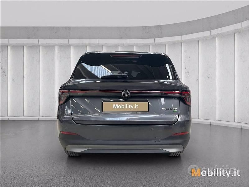 Nuova MG MGS5 EV Luxury 2025 Grigio SUV