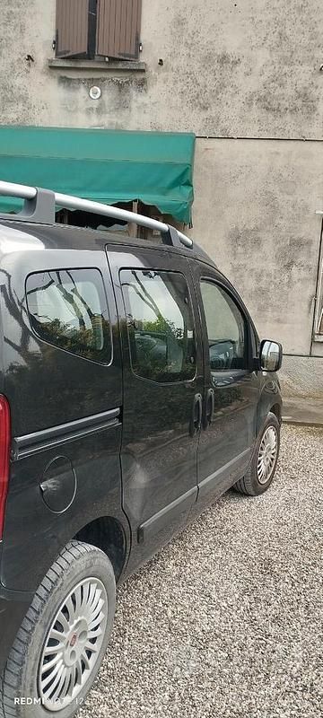 Usata Fiat Qubo Trekking 95 CV (69 kW) 2011 Nero Monovolume