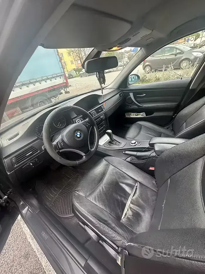 Usata BMW 330 231 CV (169 kW) 2006 Nero Berlina