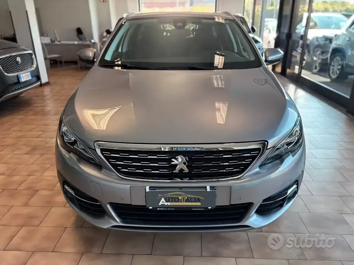 Usata Peugeot 308 SW Allure 131 CV (96 kW) 2021 Grigio Station wagon