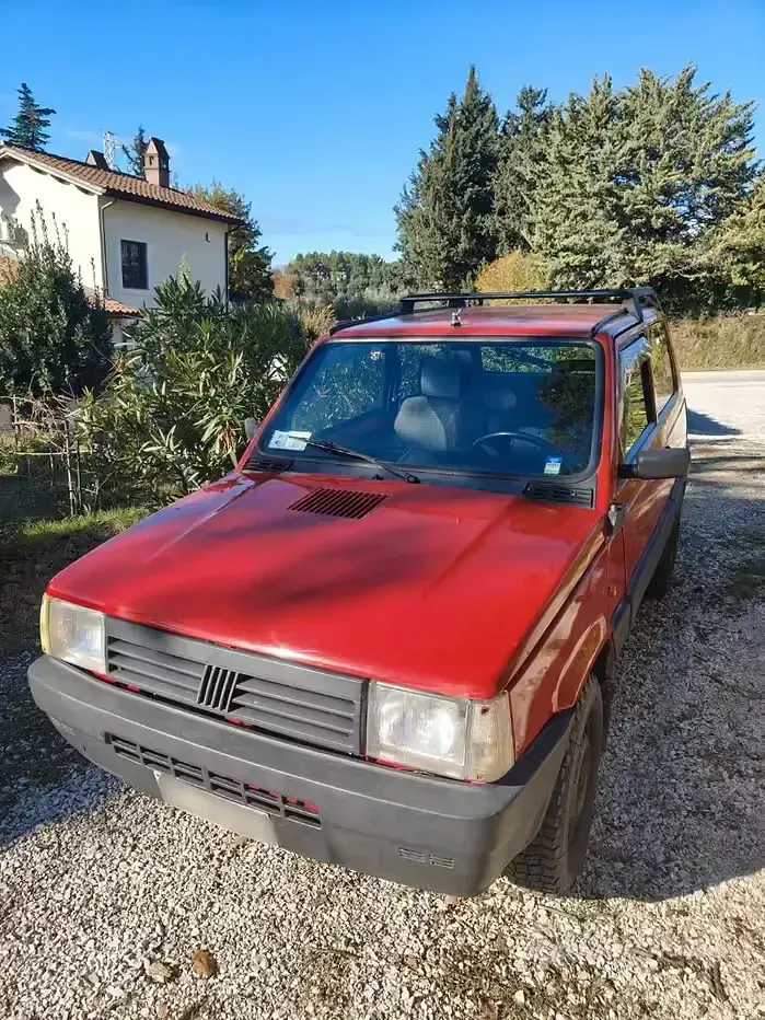 Usata Fiat Panda 4x4 50 CV (36 kW) 1991 Rosso Utilitaria