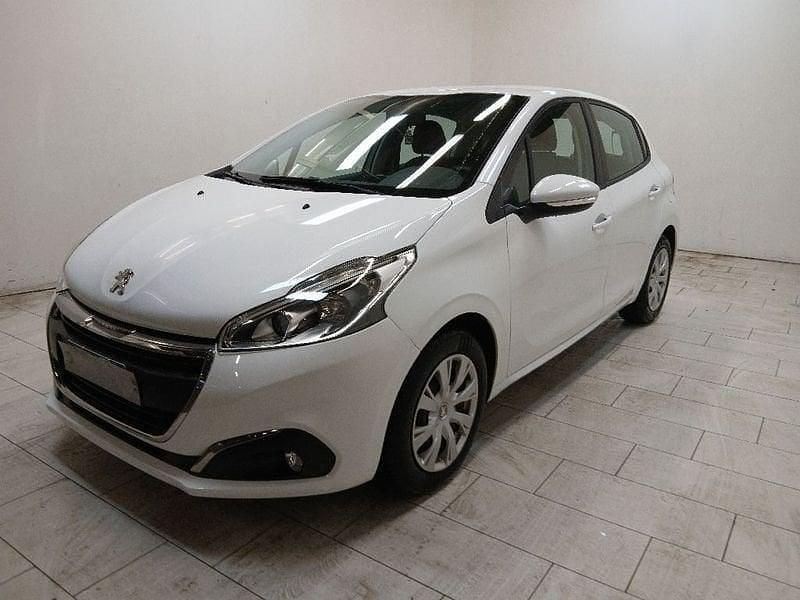 Beige Usata 2016 Peugeot 208 Active Due volumi | 9990 € (Cara) - Immagine 1/4
