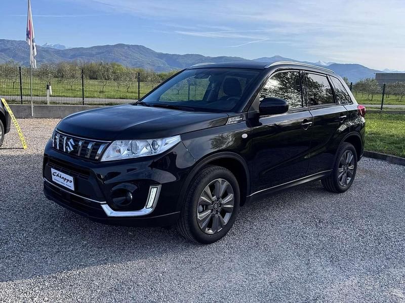 Usata Suzuki Vitara Cool 111 CV (81 kW) 2019 Nero SUV