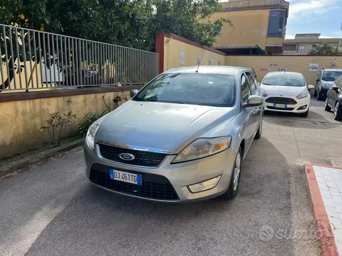 Usata Ford Mondeo 131 CV (96 kW) 2007 Grigio Station wagon