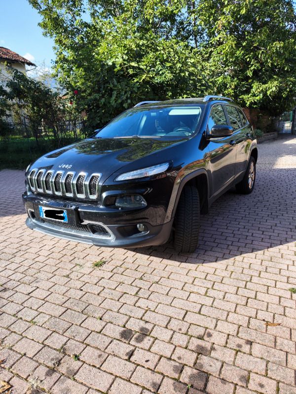 Nero Usata 2017 Jeep Cherokee Limited SUV | 12.500 € (Buon prezzo) - Immagine 1/4