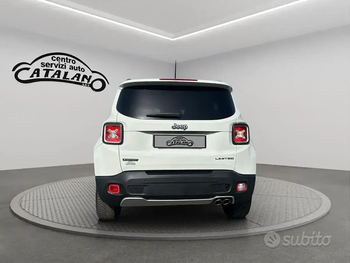 Usata Jeep Renegade Opening Edition 120 CV (88 kW) 2015 Bianco SUV