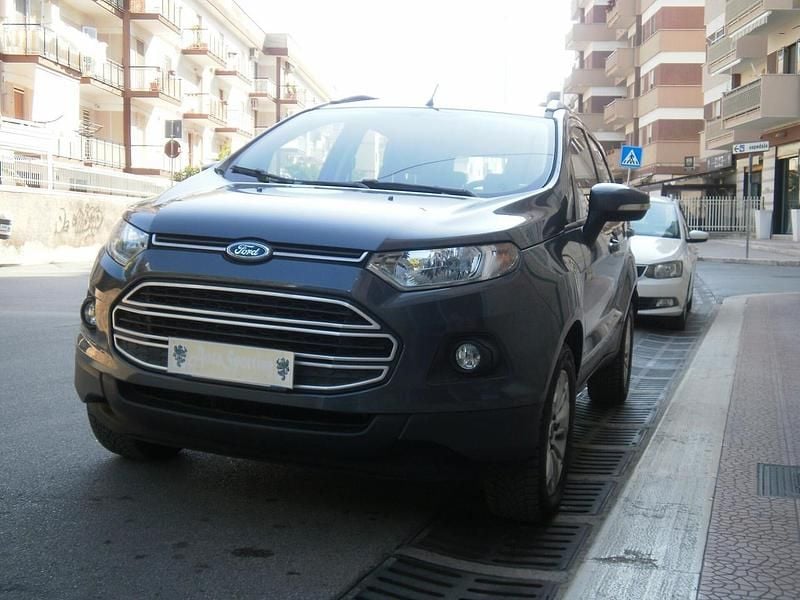 Usata Ford Ecosport Titanium 95 CV (69 kW) 2017 Grigio SUV