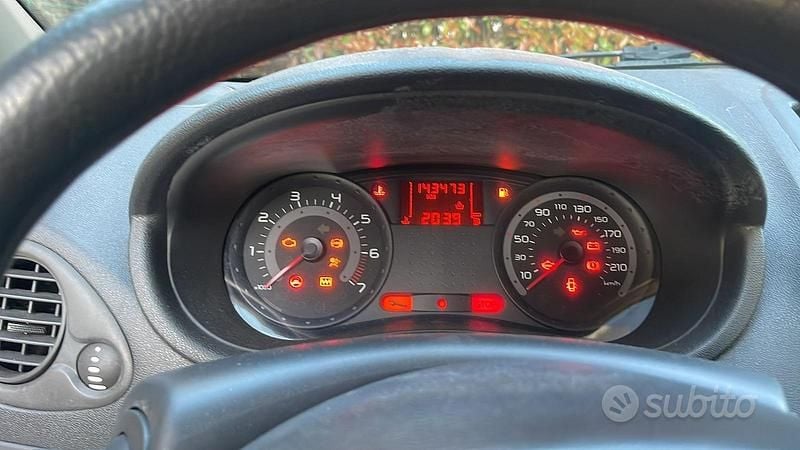 Usata Renault Clio II 2007 Berlina