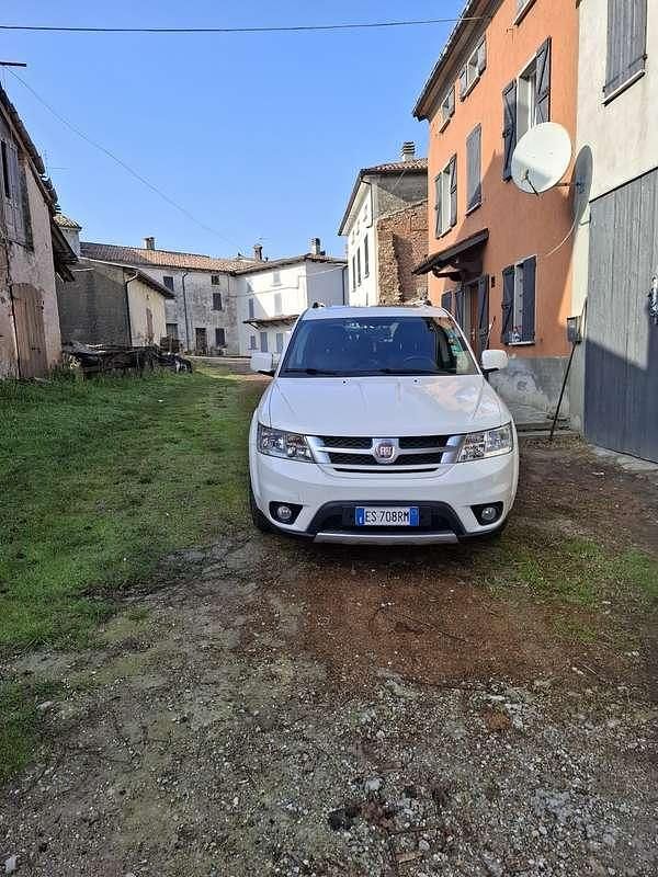 Usata Fiat Freemont Lounge 170 CV (125 kW) 2013 SUV