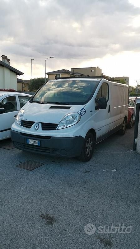 Usata Renault Trafic 145 CV (106 kW) 2011 Bianco Monovolume