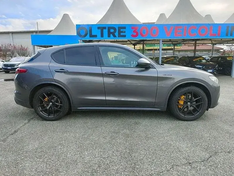 Usata Alfa Romeo Stelvio Veloce 209 CV (153 kW) 2020 Grigio SUV
