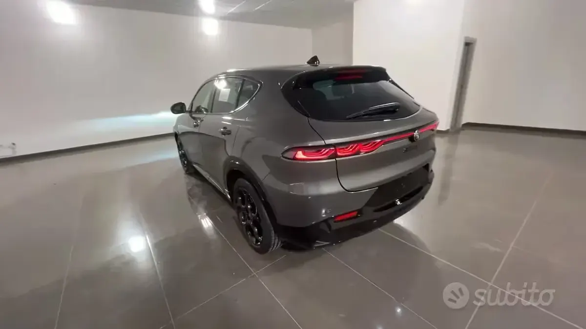 Nuova Alfa Romeo Tonale Veloce 131 CV (96 kW) 2026 Grigio SUV