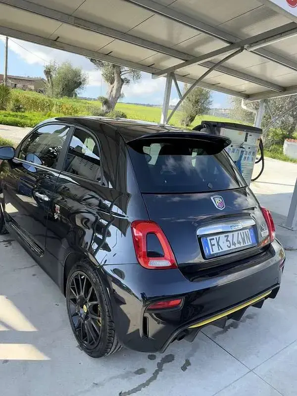 Usata Abarth 595 Pista 160 CV (117 kW) 2017 Nero Berlina