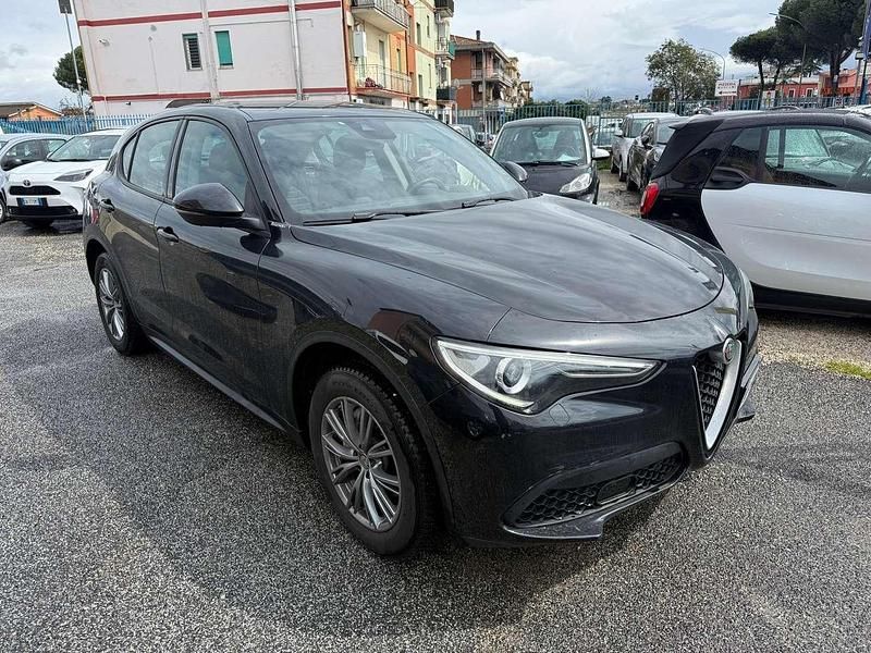 Usata Alfa Romeo Stelvio Business 190 CV (139 kW) 2021 Nero SUV