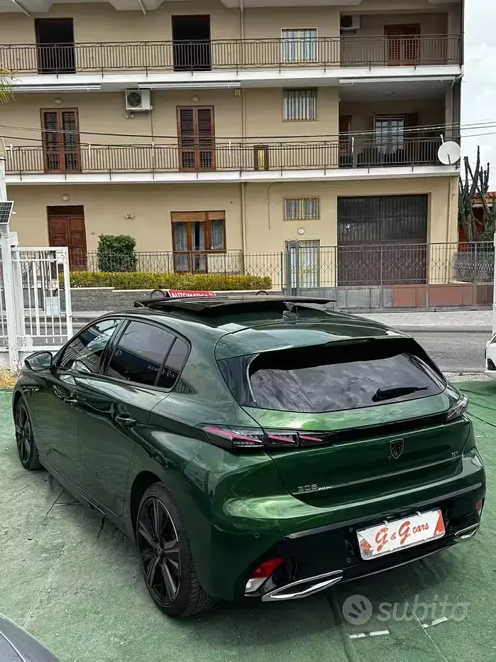 Usata Peugeot 308 GT 131 CV (96 kW) 2022 Verde Berlina