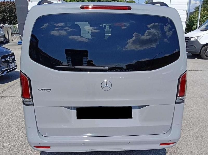 Nuova Mercedes Vito 190 CV (139 kW) 2026 Grigio alpino Furgone