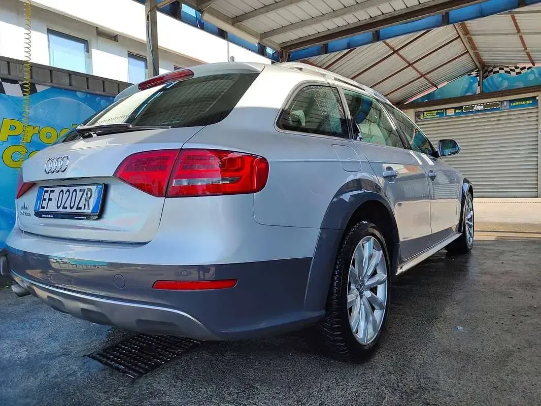 Usata Audi A4 Allroad Advanced 170 CV (125 kW) 2009 Argento Station wagon