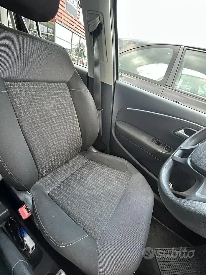 Usata VW Polo 90 CV (66 kW) 2016 Grigio Berlina