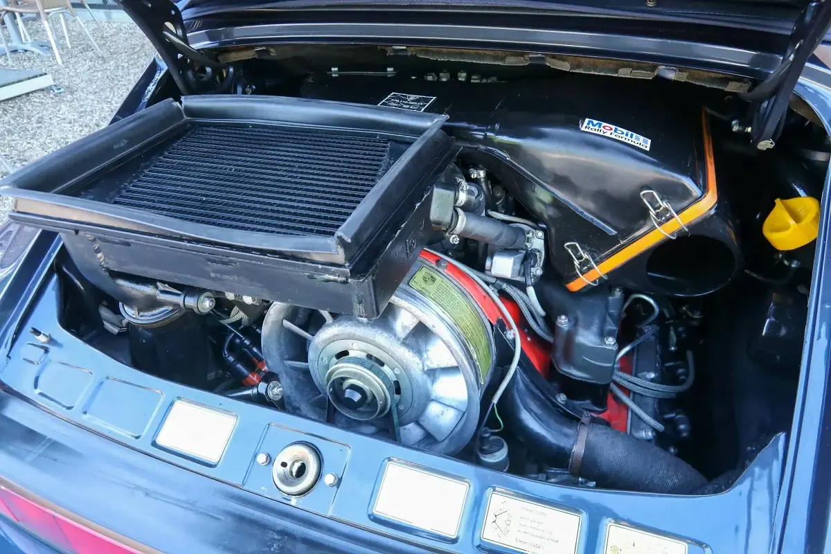 Usata Porsche 911 Turbo 300 CV (220 kW) 1988 Blu Cabrio