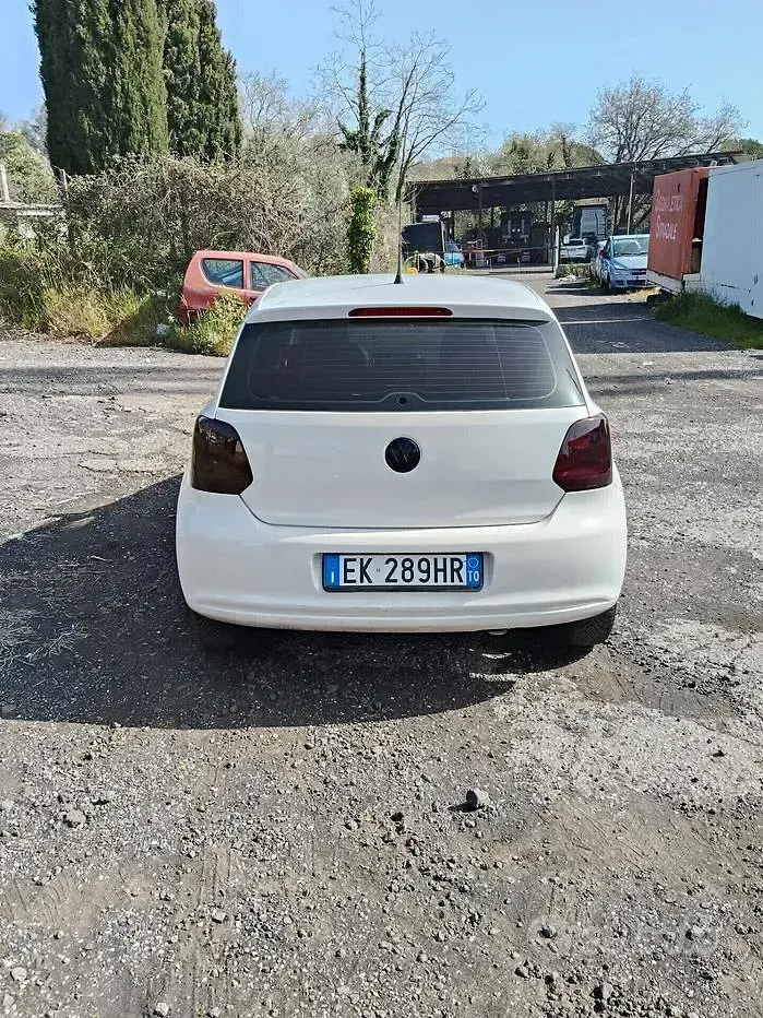 Usata VW Polo Comfortline 75 CV (55 kW) 2011 Bianco Utilitaria