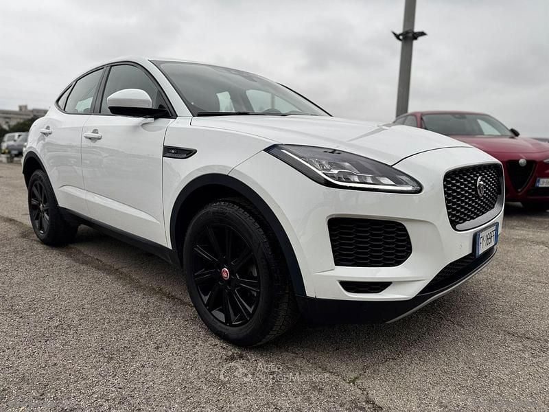 Usata Jaguar E-Pace R-Dynamic 150 CV (110 kW) 2019 Bianco SUV