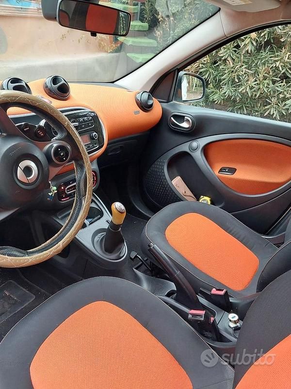 Begagnad Smart ForFour 71 HK (52 kW) 2015 Halvkombi