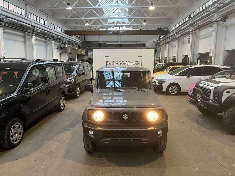 Nuova Suzuki Jimny 102 CV (75 kW) 2025 Grigio SUV