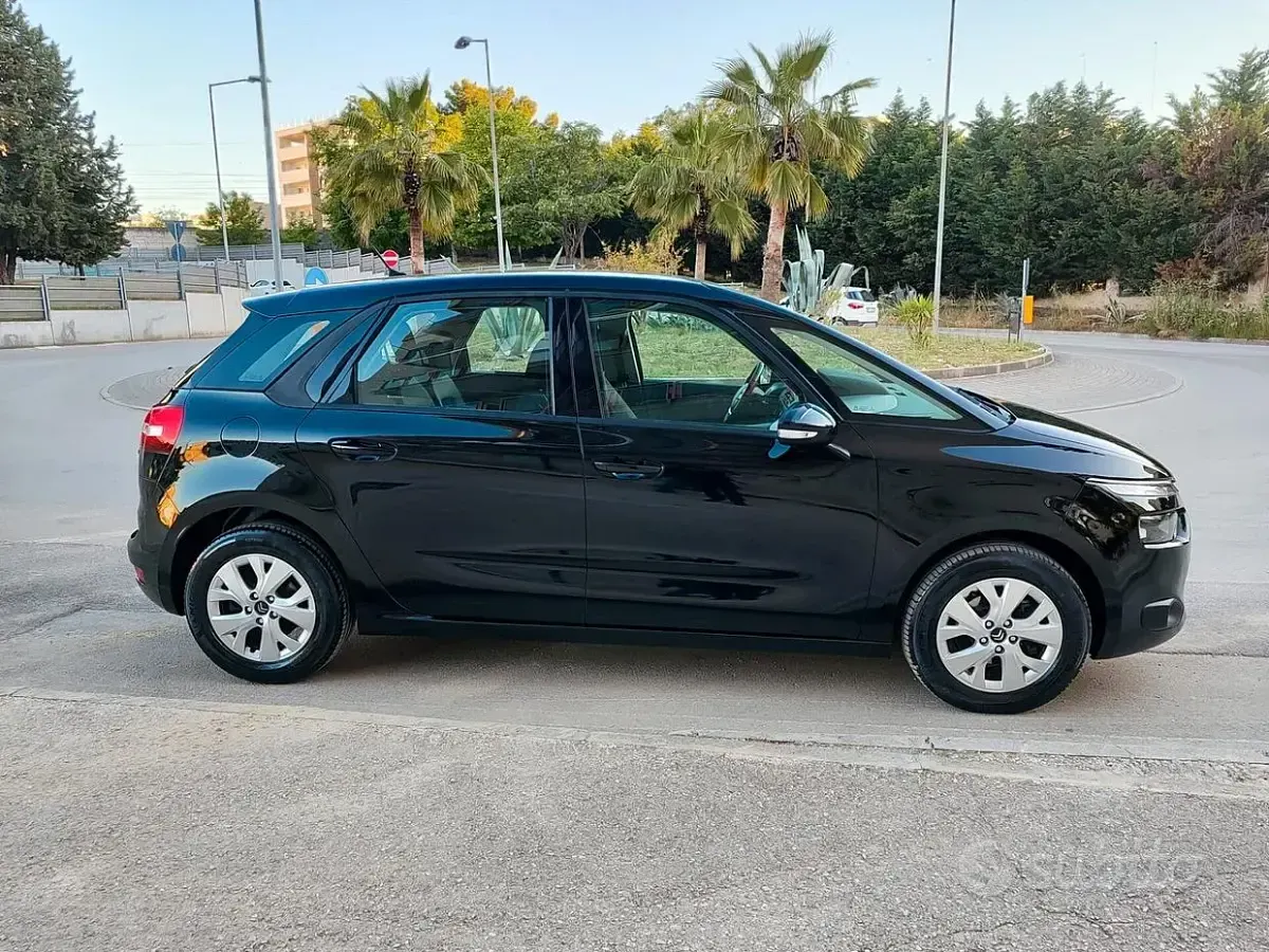 Usata Citroën C4 Picasso 120 CV (88 kW) 2016 Nero Monovolume