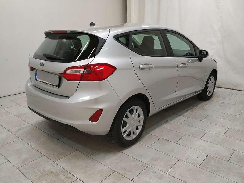 Usata Ford Fiesta 86 CV (63 kW) 2019 Argento Utilitaria