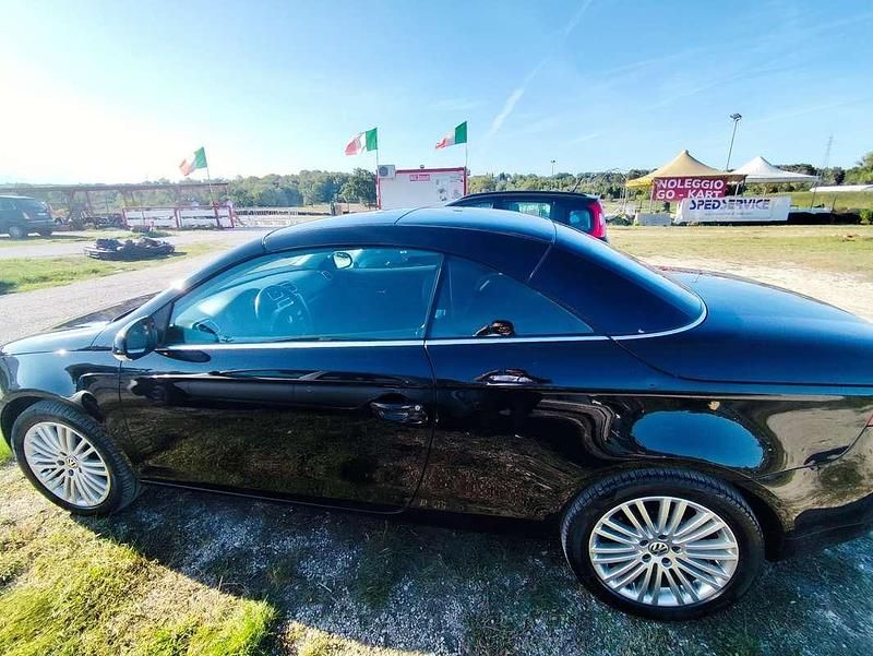 Usata VW Eos 140 CV (102 kW) 2007 Cabrio